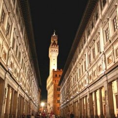Florence, IT: Uffize Gallery at Night